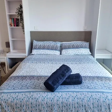 Floor - The Hub - Self Catering